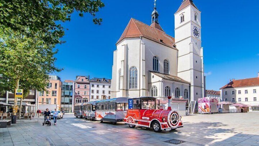 City tour through Regensburg with the little train