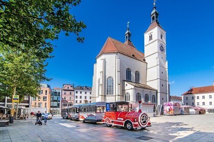 City tour through Regensburg with the little train