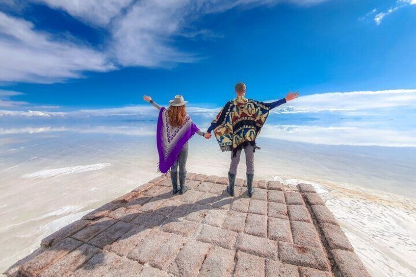 Uyuni Salt Flat + Death Road / 5 Day Tour from La Paz City