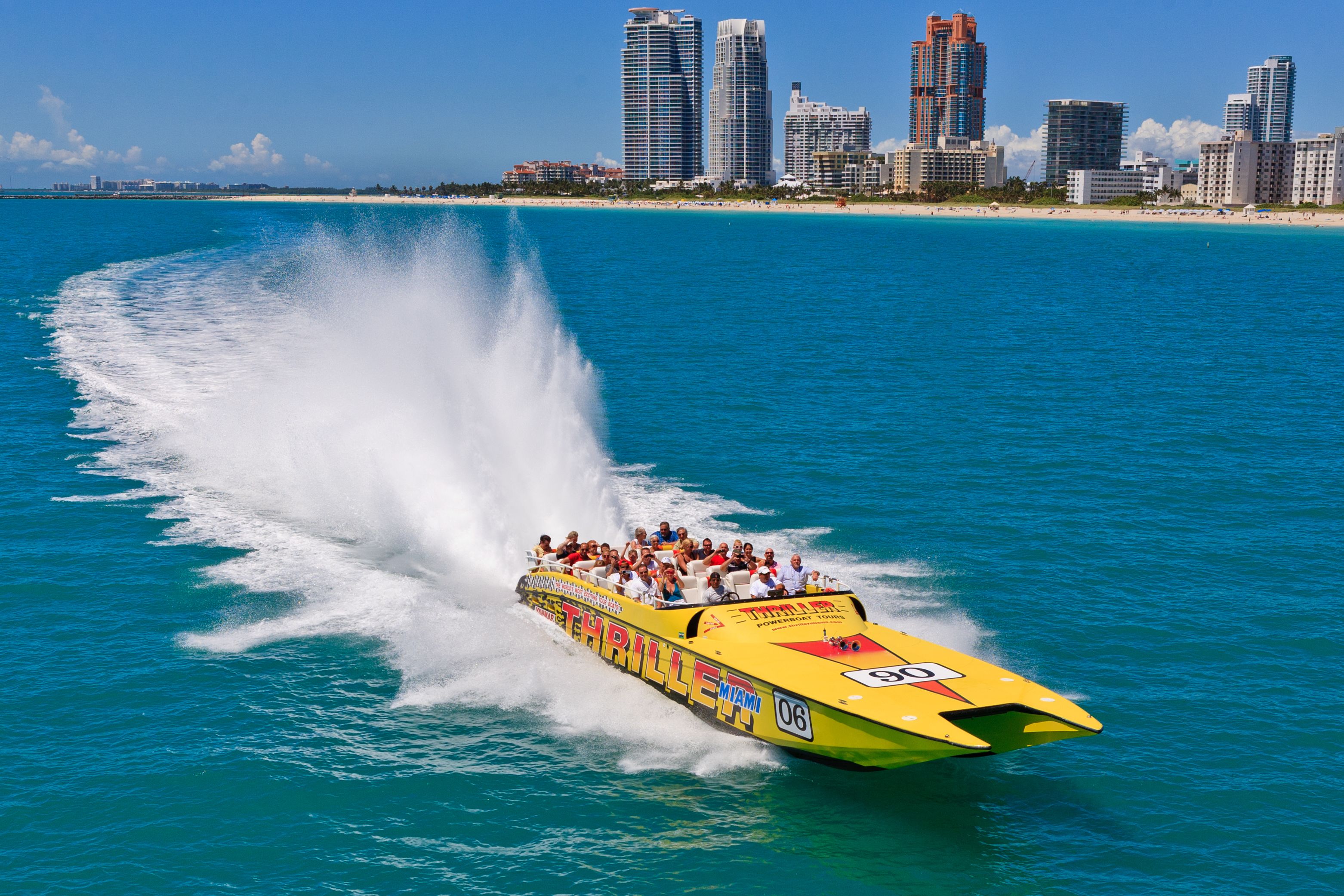 speed motorboat ride