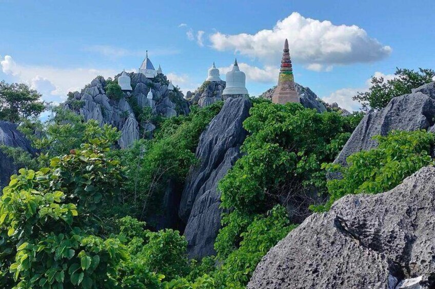 A mountain top temples Wat Chalermphrakiat Lampang