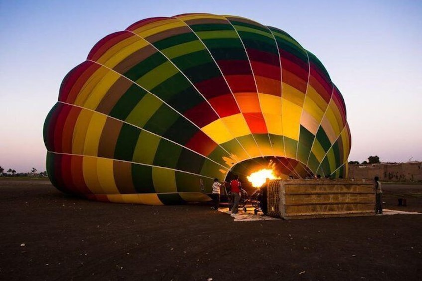 4-Day 3-Night Nile Cruise from Aswan to Luxor With Balloon and Abu Simbel