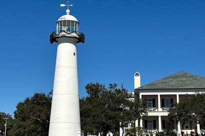 Coastal Charms: Ocean Springs to Pass Christian Private Day Tour