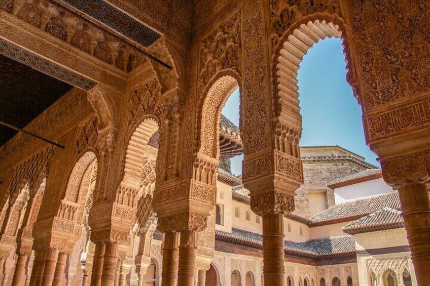 Granada’s Crown Jewels: A Walk Through the Alhambra