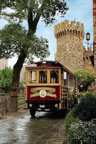 Napa Valley Wine Trolley : Château « Up Valley » excursion