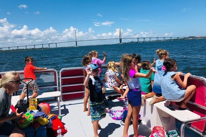 Charleston Water Taxi/Dolphin Cruises