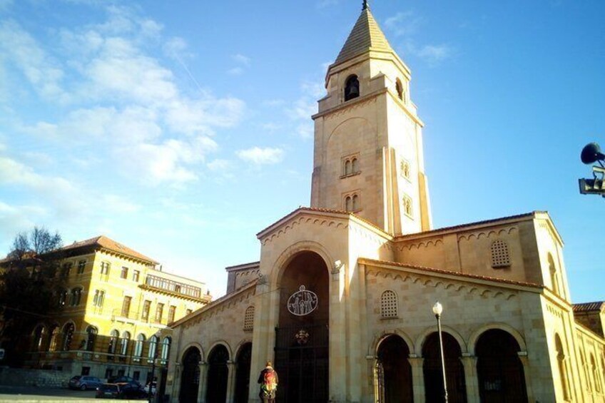 The Best of Gijon Walking Tour