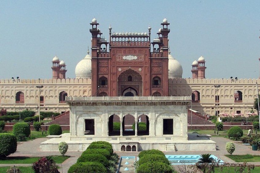 Private Tour: Lahore Full Day Customized Guided Trip