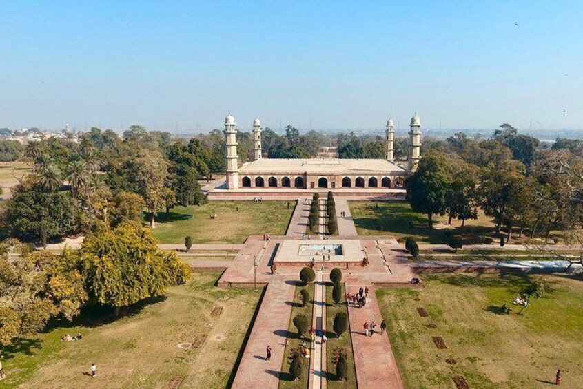 Private Tour: Lahore Full Day Customized Guided Trip