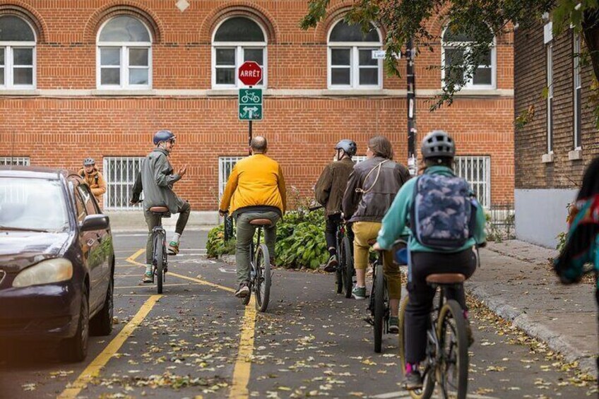 Bike / E-bike tour : Plateau, Mile-End, Jean-Talon Market by Fitz