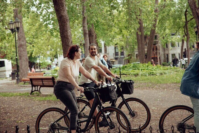 Plateau, Mile End and Jean-Talon Market Montréal Bike Tour