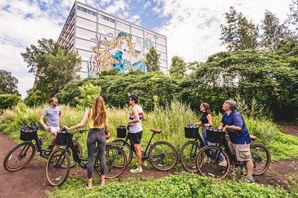 Plateau, Mile End and Jean-Talon Market Montréal Bike Tour