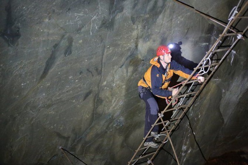 Show item 4 of 8. Climb in the Mine