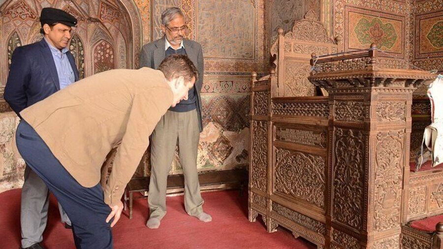 Guided Walking Tour: Walled City of Lahore