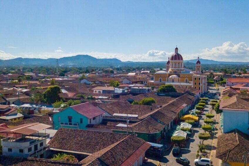 Historical walking tour of Granada