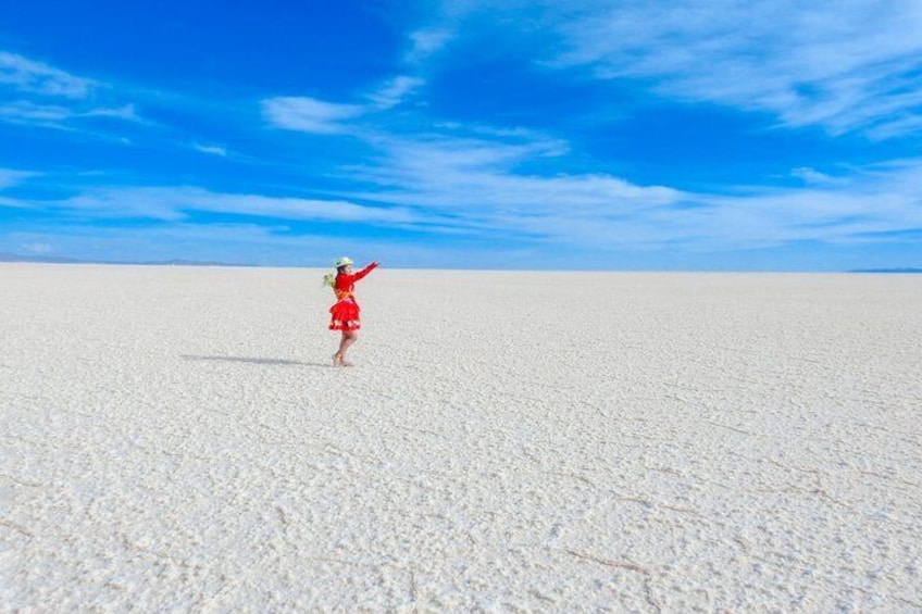 Uyuni Salt Flats from La Paz City 3 Day Tour 