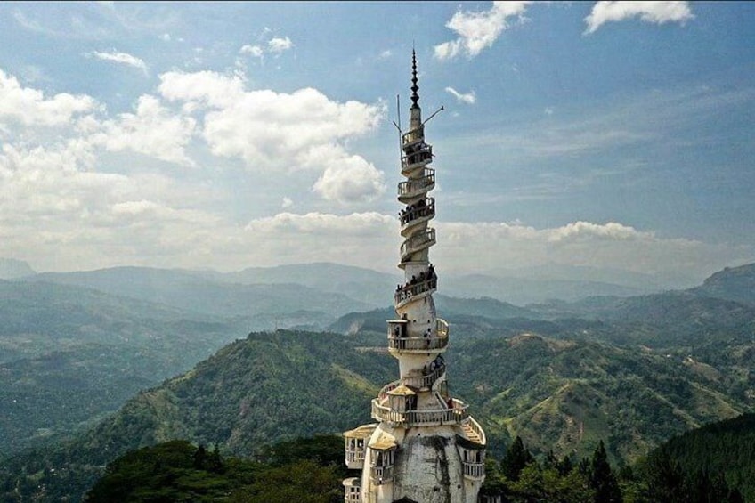 sky-crapping tower in Ambuluwawa |
