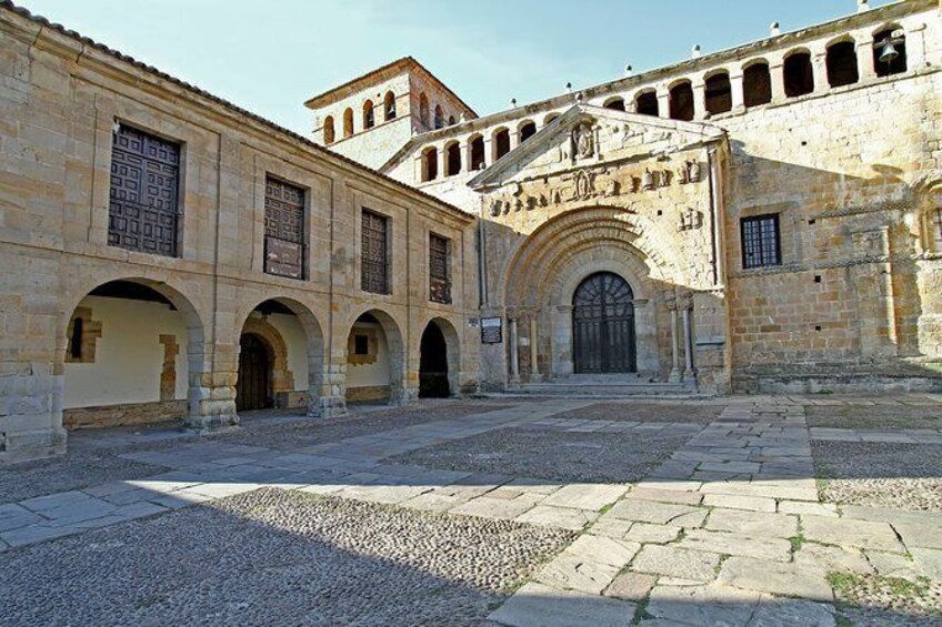 Show item 2 of 3. The Best of Santillana Walking Tour