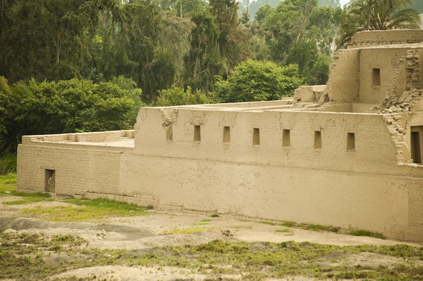 Pachacamac archaeological complex, private service