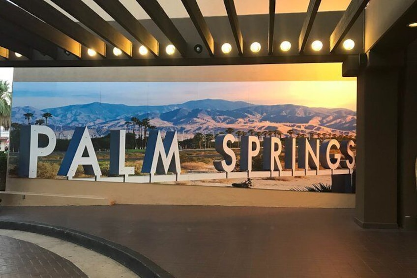 Palm Springs Scavenger Hunt Walking Tour