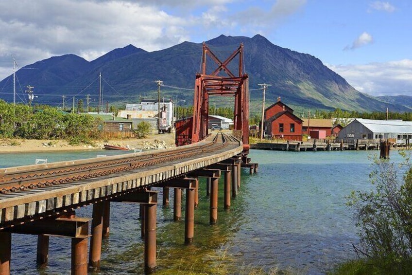 The Best of Yukon City Tour (by car)