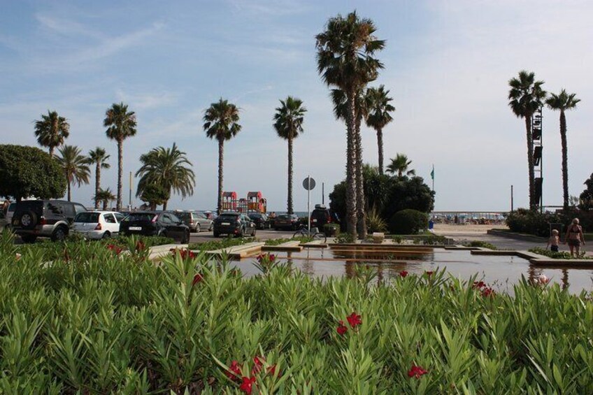 Guided tour “Love stories of Salou"