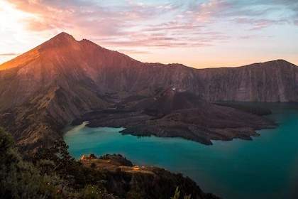 Mount Rinjani 3D 2N Trekking