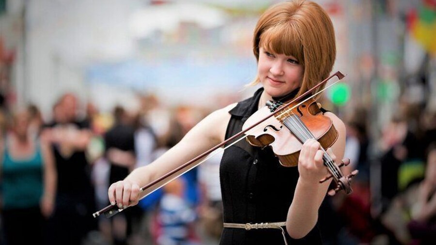 Irish traditional music, song & dance. Galway. Guided. 2 hours.