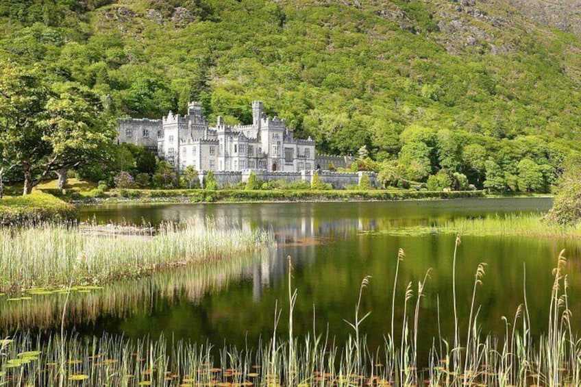 Castles of Connemara tour departing from Galway City. Private guided. Full day.