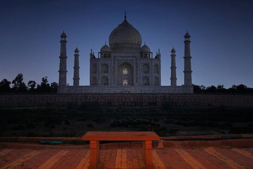 Taj Mahal Full Moon Night Tour from Delhi (AllInclusive)