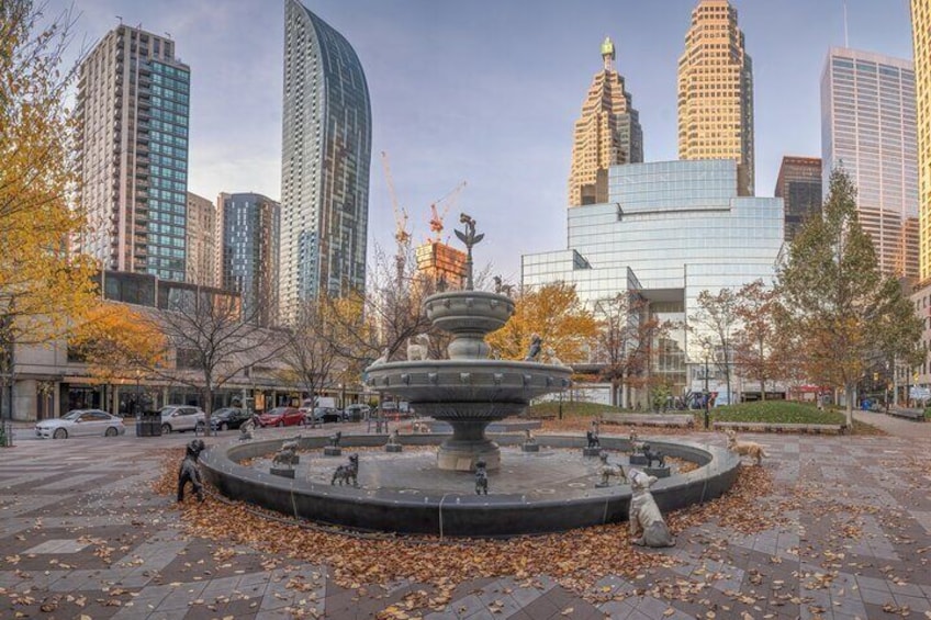 Toronto’s Romantic Walk: From Bustling Squares to Serene Parks