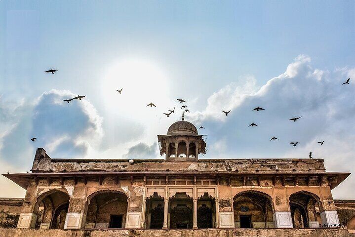 Discover Lahore City With Wagah Border & Lahore Fort - Full Day Trip