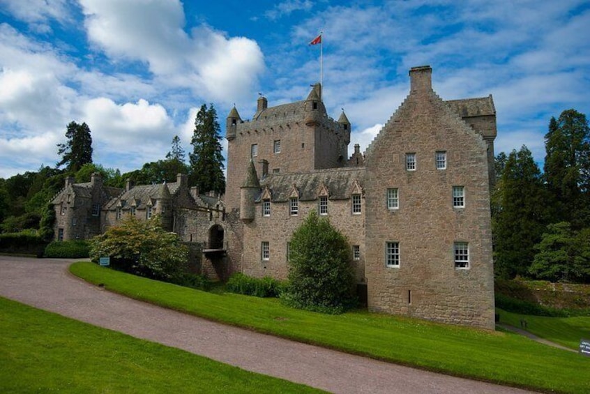 Highland Whisky Tour with a visit to Inverness & Cawdor Castle from Invergordon