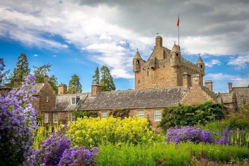 Highland Whisky Tour with a visit to Inverness & Cawdor Castle from Invergordon