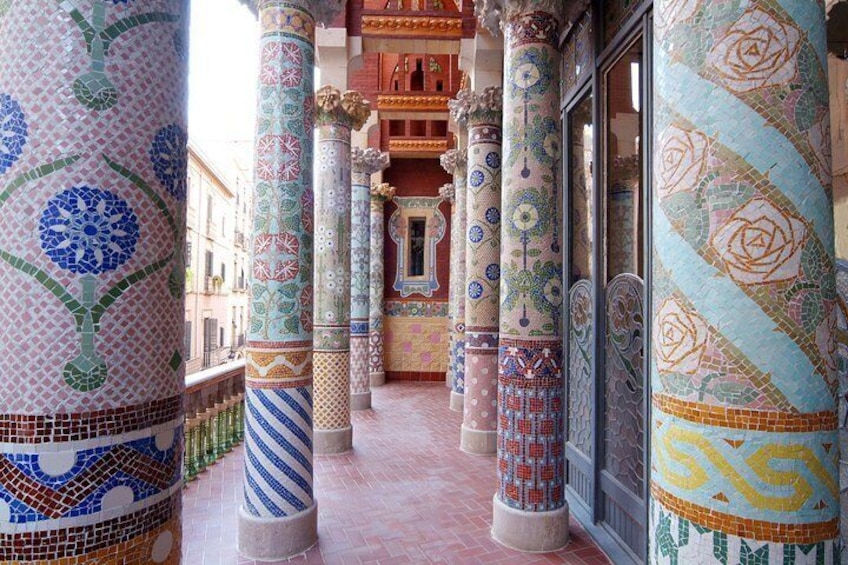 Skip the Line: Palau de la Música Self-Guided Tour