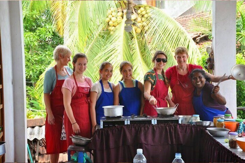 Market Tour and Cooking Class in Colombo