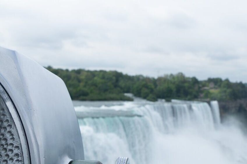 Maid of the Mist Adventure Tour & Cave of the Winds Express-Pass Combo