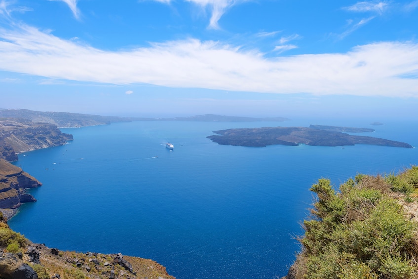 Evening Cruise to the Caldera with Dinner