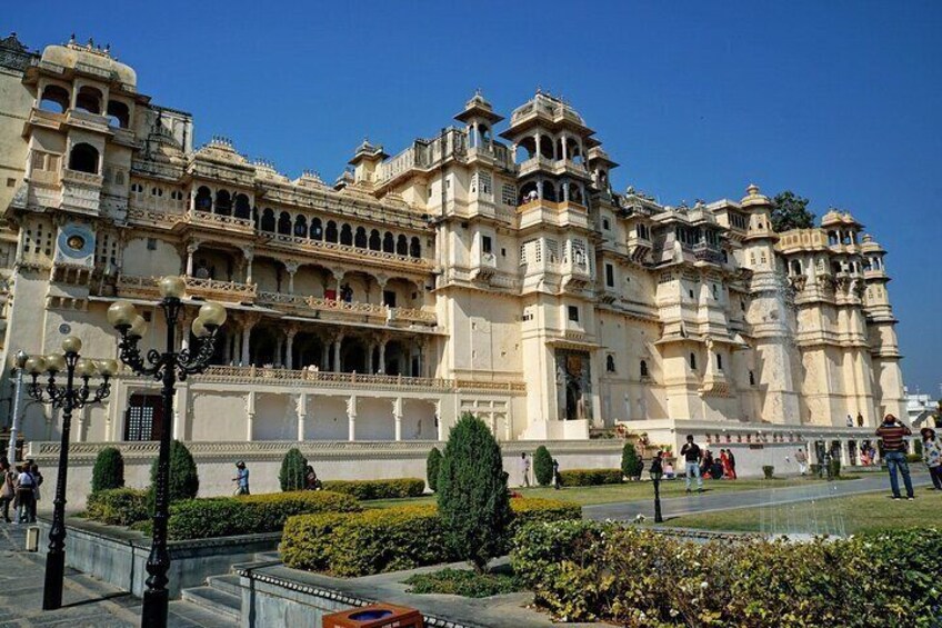 Private Full Day Udaipur City Tour