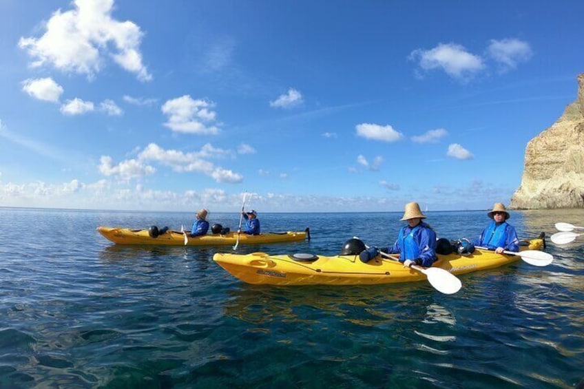 Small-Group Santorini Sea Caves Kayak Trip with Snorkeling & Picnic 