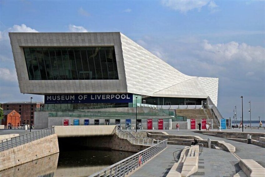 Liverpool History and Culture Audio Tour: Rock out along the River Mersey