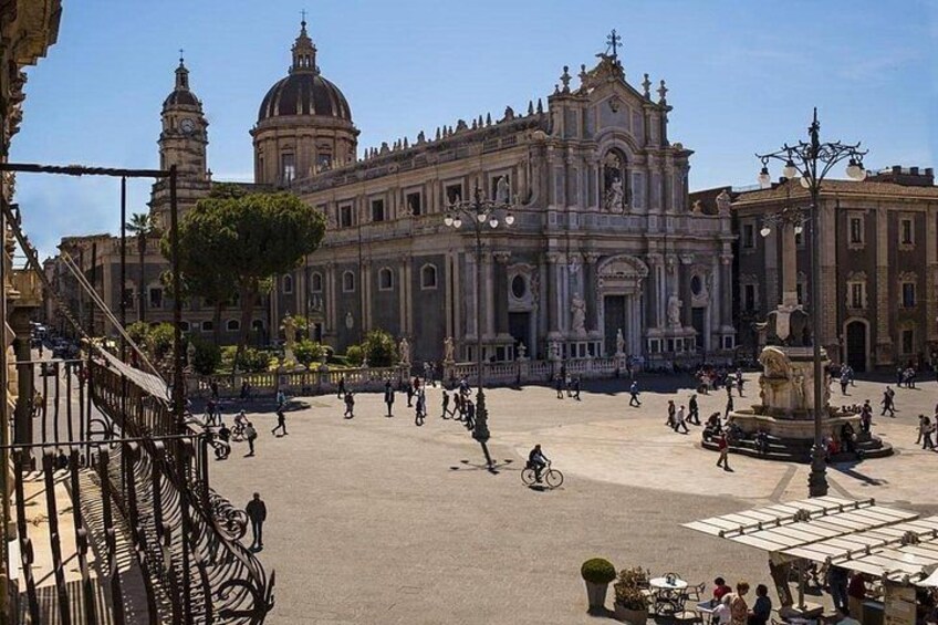 Private Half Day Tour to Catania and the Cyclops Riviera