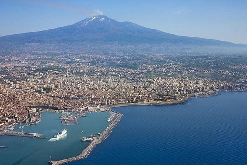 Private Day Tour in Catania and Trekking on Etna