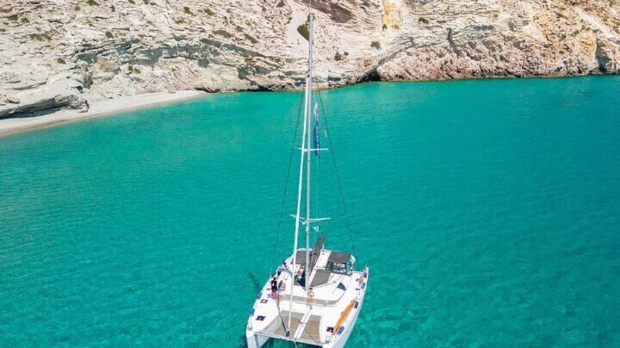 Full-Day Small-Group Cruise in Milos & Poliegos with Lunch
