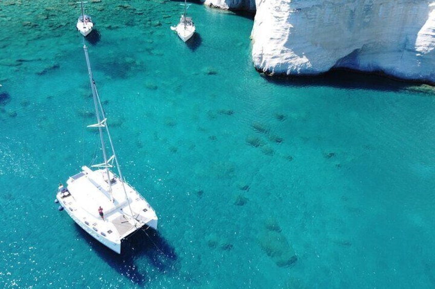 Full-Day Small-Group Cruise in Milos & Poliegos with Lunch