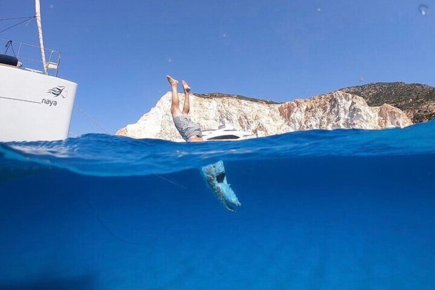 Full-Day Small-Group Cruise in Milos & Poliegos with Lunch