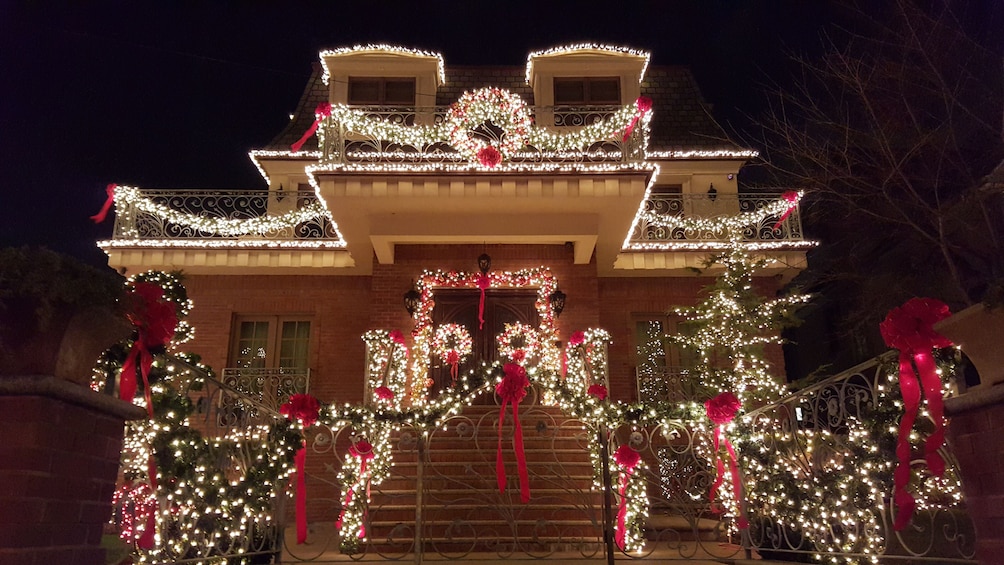 Christmas Lights Tour in Dyker Heights