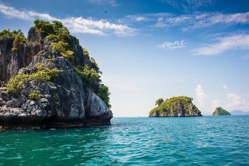 Beyond Angthong 42 Islands Premium Tour By Speedboat From Koh Samui