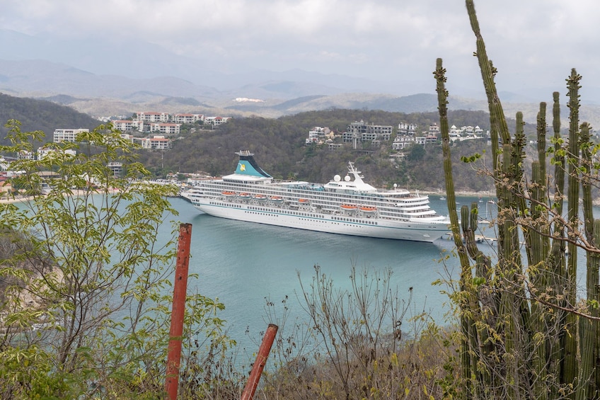 Huatulco and La Crucecita Sightseeing Tour
