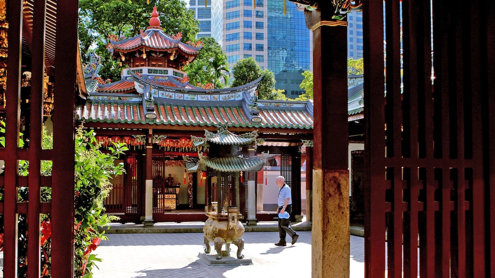 A pagoda in singapore